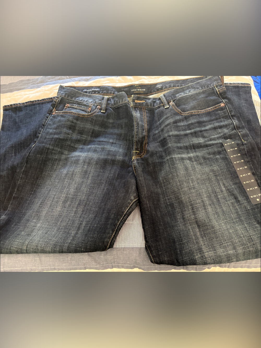 Lucky Brand Men's 361 Vintage Straight Jeans in Dark Blue Wash 42x30